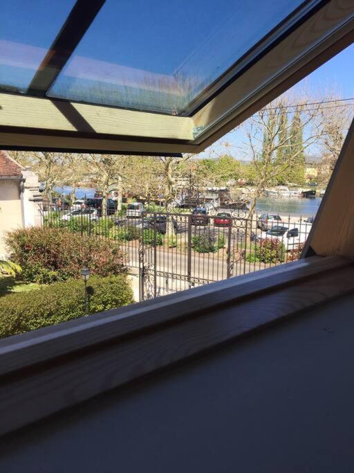 Bel Appart Au Bord De L'Eau Proche Gare Avec Wifi Auxerre Kültér fotó