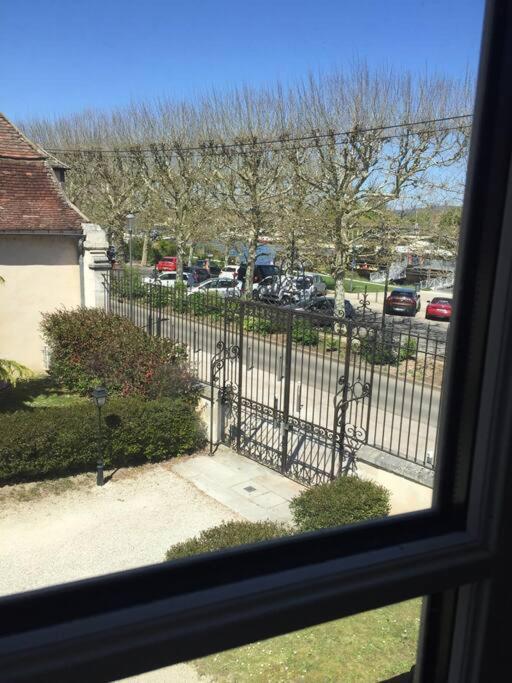 Bel Appart Au Bord De L'Eau Proche Gare Avec Wifi Auxerre Kültér fotó